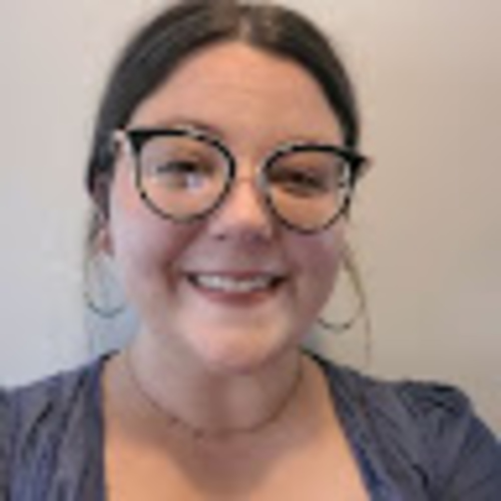 Meet your Posher, Abby
